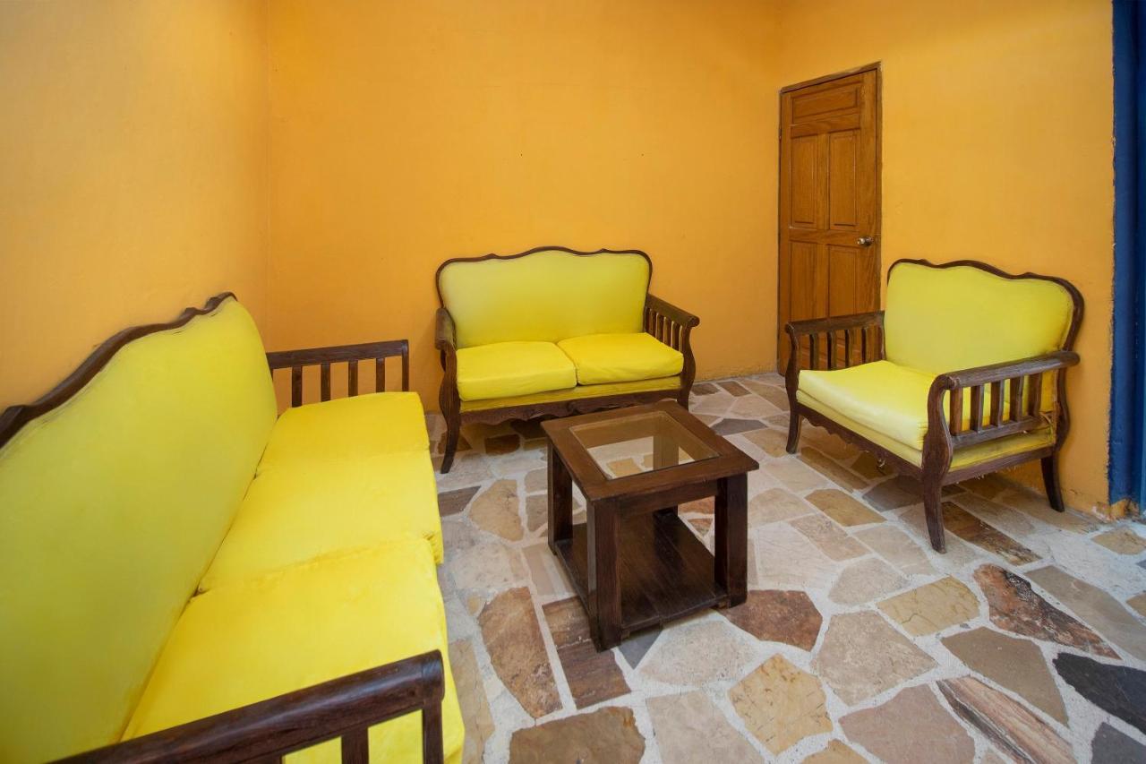 Hotel Casa De Huéspedes Hidalgo Tehuacán Esterno foto