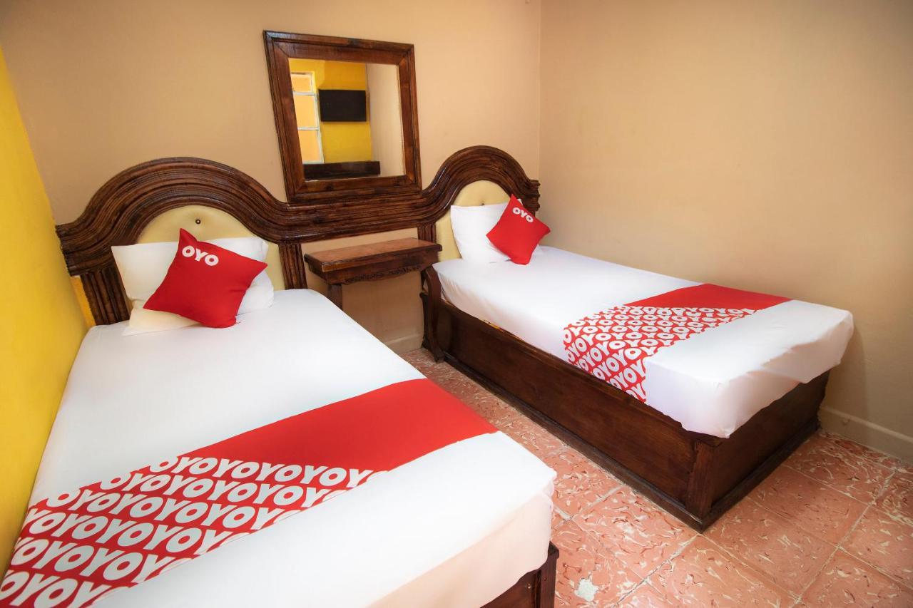 Hotel Casa De Huéspedes Hidalgo Tehuacán Esterno foto