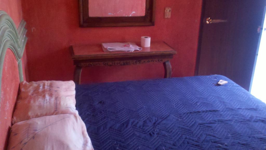 Hotel Casa De Huéspedes Hidalgo Tehuacán Camera foto